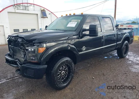 2015 Ford F-250 Xl z USA, uszkodzony, nr VIN 1FT7W2BT6FEA03030
